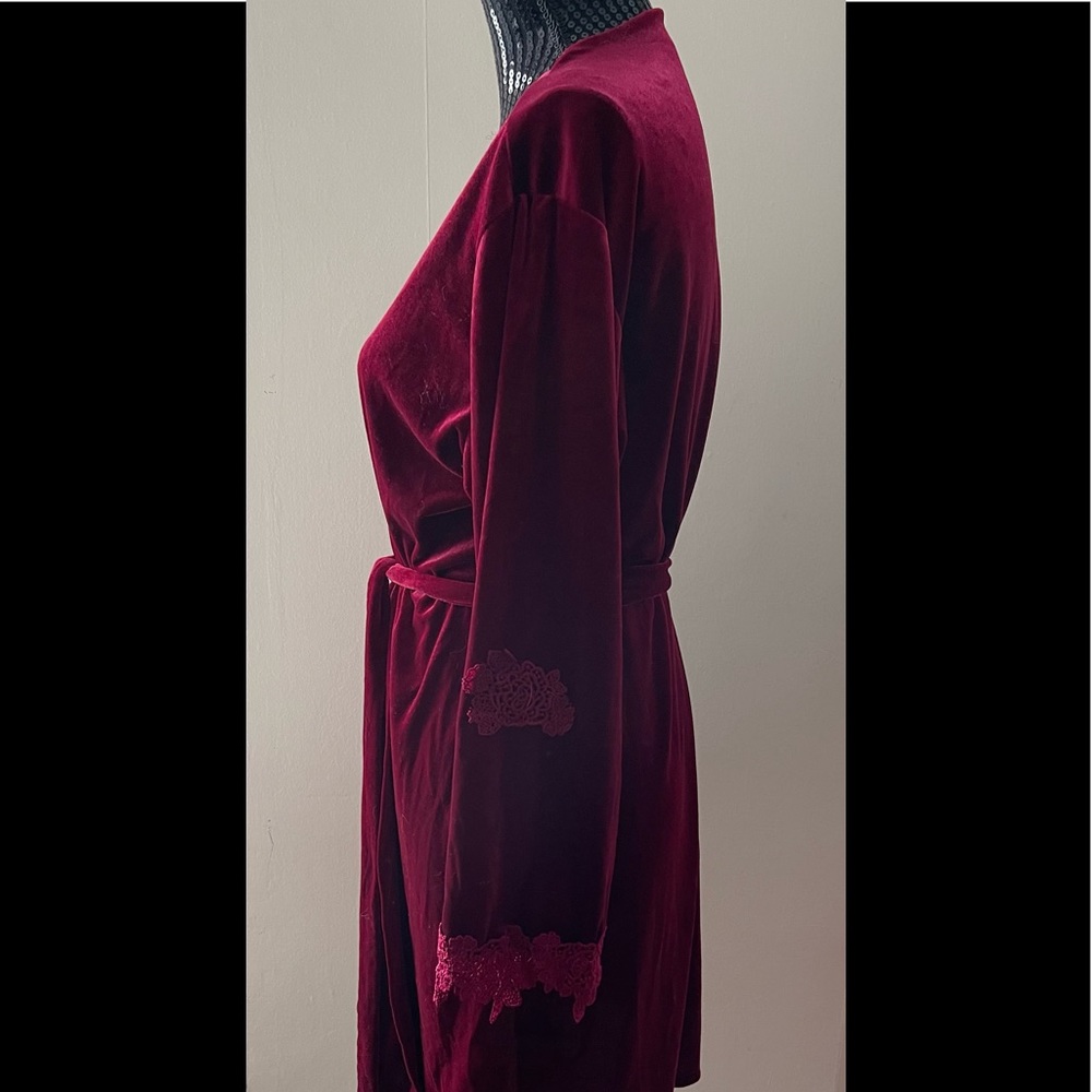 Ruby Red Velvet Velour Short Robe - Picture 3 of 10